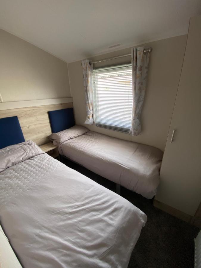 Meadow View 171 - Golden Palm - Central Heating, Wifi, Pet Friendly, Bed Linen - Meadow Lakes Caravan & Lodge Hire Chapel Saint Leonards Exterior foto